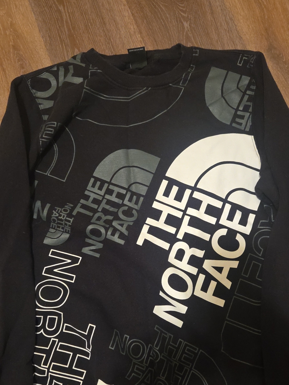 The North Face Men’s Black Crewneck Sweatshirt with White & Gray Logo Print